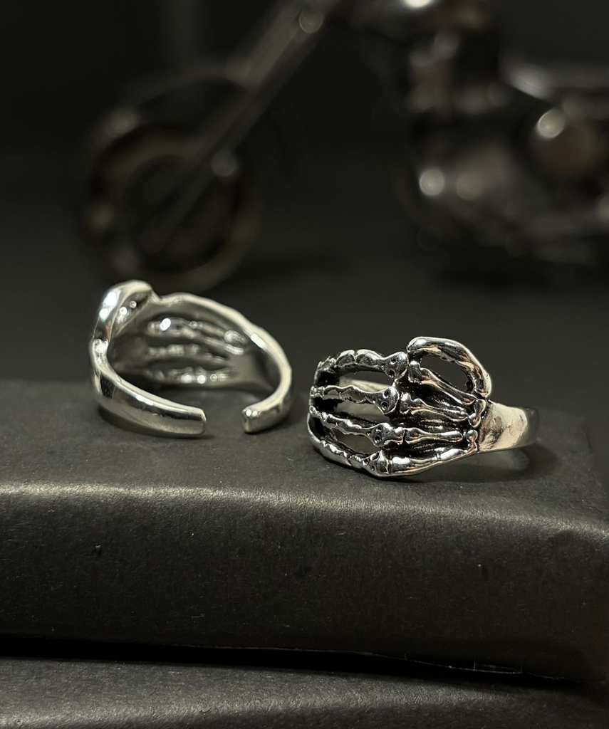 skullring1.webp